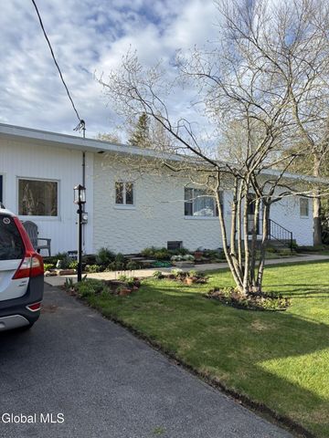 15 Arbor Drive, Glens Falls, NY 12801