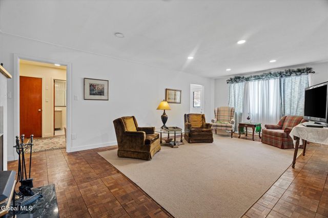 15 Arbor Drive, Glens Falls, NY 12801