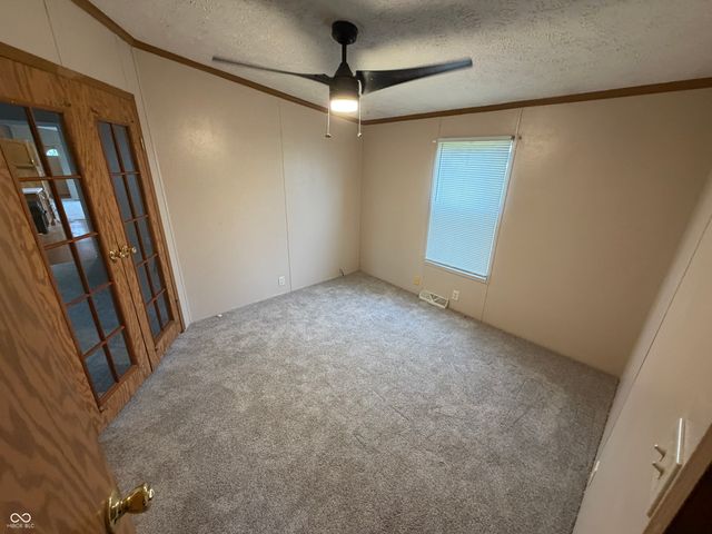 2565 N 300 E, Anderson, IN 46012