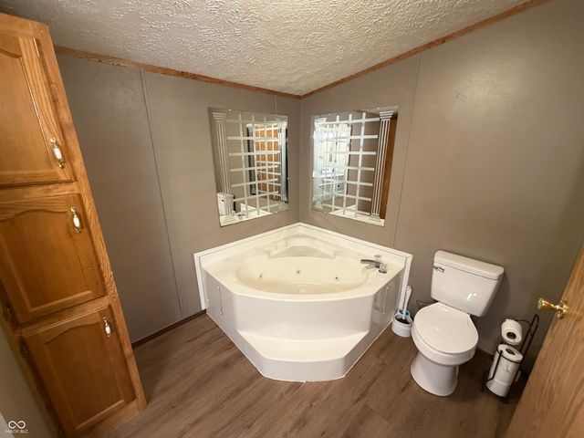 2565 N 300 E, Anderson, IN 46012