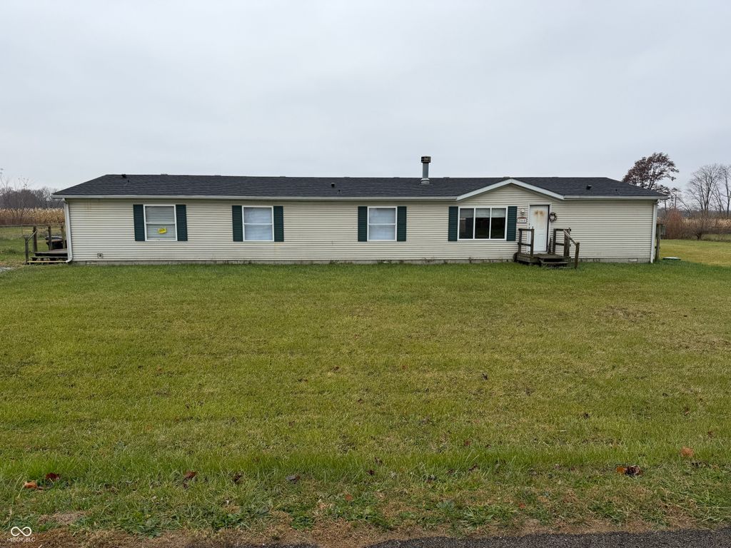 2565 N 300 E, Anderson, IN 46012