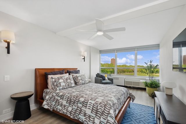 4800 S Chicago Beach Drive 503N, Chicago, IL 60615