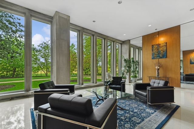 4800 S Chicago Beach Drive 503N, Chicago, IL 60615