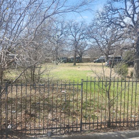 725 E John Carpenter Freeway, Irving, TX 75062