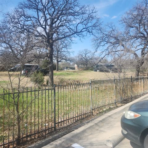 725 E John Carpenter Freeway, Irving, TX 75062