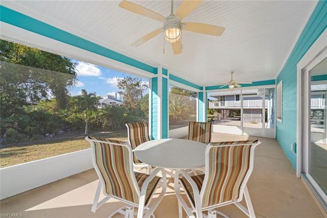 11931 Oakland DR, Bokeelia, FL 33922