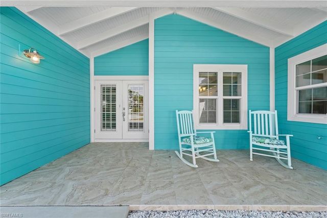 11931 Oakland DR, Bokeelia, FL 33922