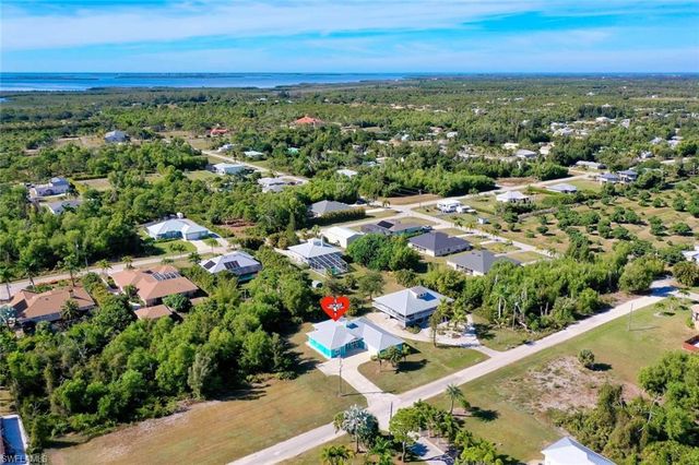 11931 Oakland DR, Bokeelia, FL 33922