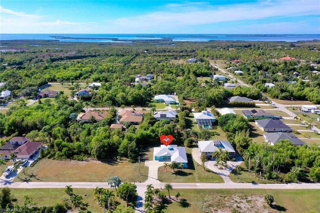 11931 Oakland DR, Bokeelia, FL 33922
