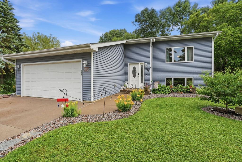 109 Charity Lane N, Montrose, MN 55363 — exterior