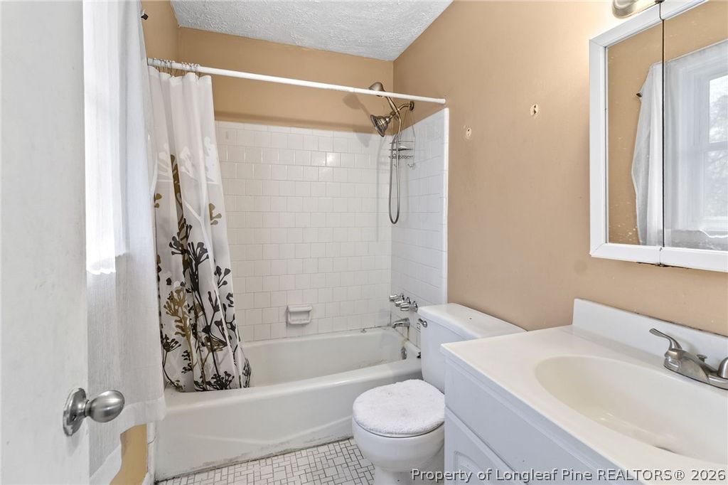 554 Glen Canyon Drive, Fayetteville, NC 28303 — photo 14