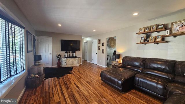 64 DUBOIS RD, Bridgeton, NJ 08302