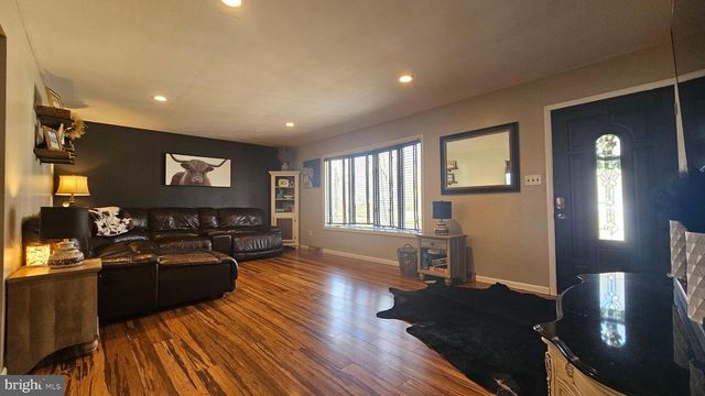 64 DUBOIS RD, Bridgeton, NJ 08302