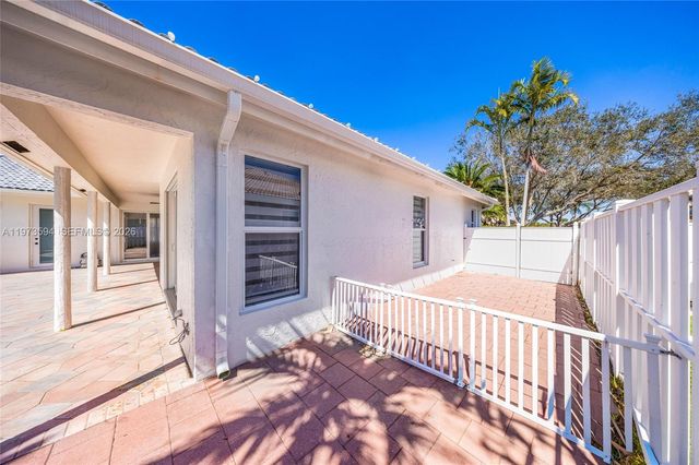 13264 Lakeside Ter NA, Cooper City, FL 33330