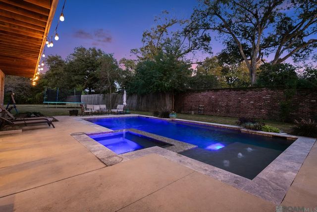 6363 Sevenoaks Ave, Baton Rouge, LA 70806