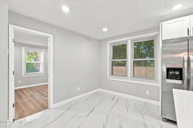 104 W 54TH Street, Jacksonville, FL 32208