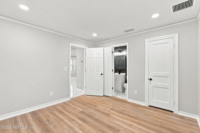 104 W 54TH Street, Jacksonville, FL 32208