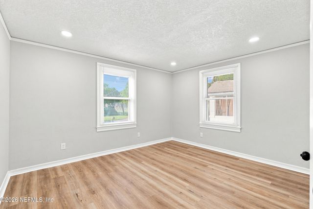 104 W 54TH Street, Jacksonville, FL 32208