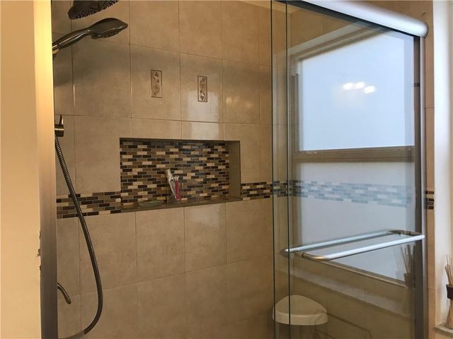 1118 Chinaberry Drive, Weston, FL 33327