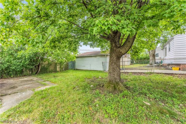 19233 Stafford Avenue, Maple Heights, OH 44137