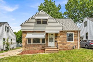 19233 Stafford Avenue, Maple Heights, OH 44137