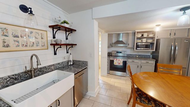 32 SE Pryor Road, Fort Walton Beach, FL 32548