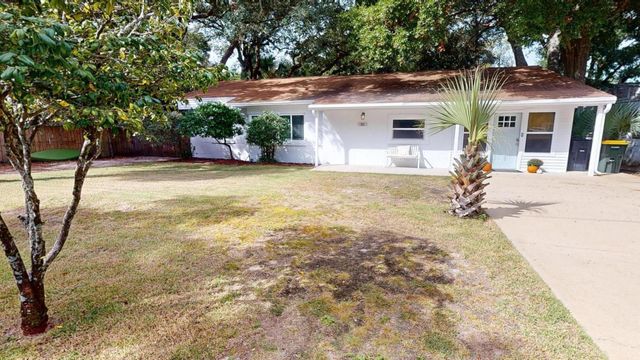 32 SE Pryor Road, Fort Walton Beach, FL 32548
