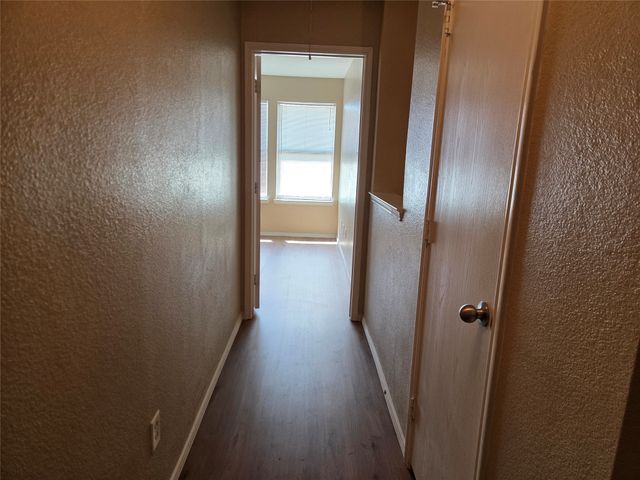 2326 Kingsway Drive, Arlington, TX 76012