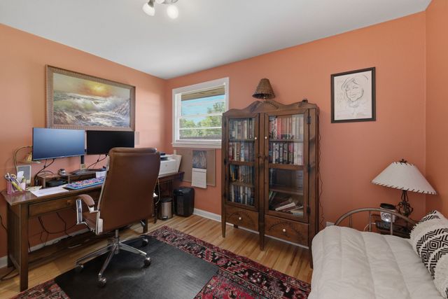 1047 Mitchell Rd, Nashville, TN 37206
