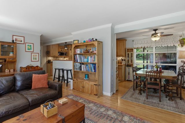 1047 Mitchell Rd, Nashville, TN 37206
