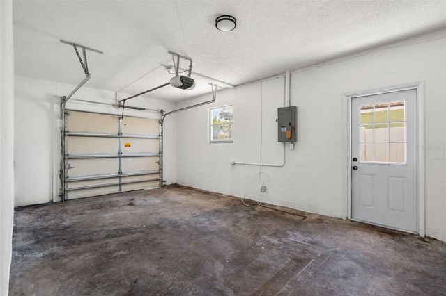 1801 LAKEWOOD DRIVE S, St Petersburg, FL 33714