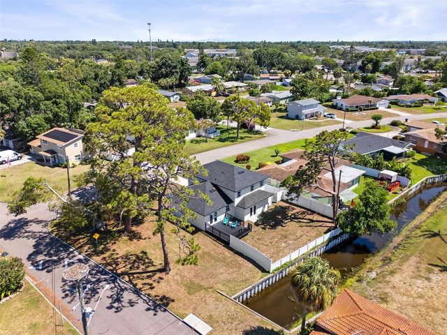 1801 LAKEWOOD DRIVE S, St Petersburg, FL 33714