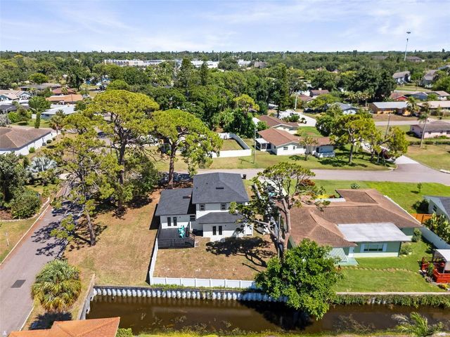 1801 LAKEWOOD DRIVE S, St Petersburg, FL 33714