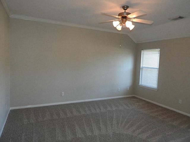 83 W Twinvale Loop, The Woodlands, TX 77384