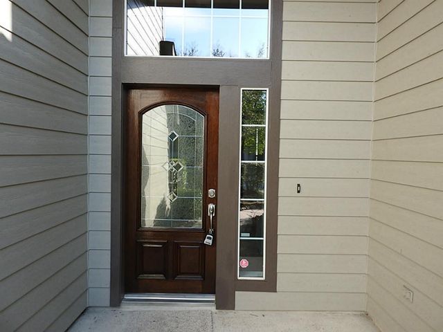 83 W Twinvale Loop, The Woodlands, TX 77384