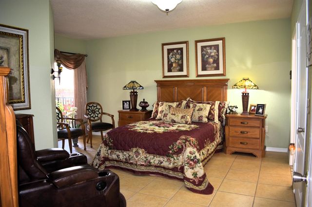 142 SW PEACOCK Boulevard 22-101, Port St. Lucie, FL 34986