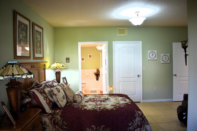 142 SW PEACOCK Boulevard 22-101, Port St. Lucie, FL 34986