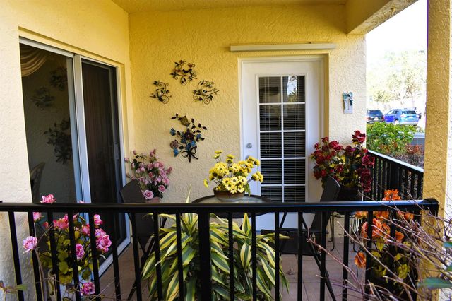 142 SW PEACOCK Boulevard 22-101, Port St. Lucie, FL 34986