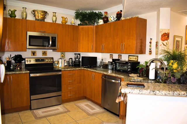 142 SW PEACOCK Boulevard 22-101, Port St. Lucie, FL 34986