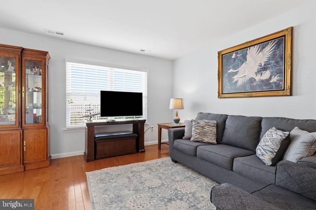 254 SEQUOIA DR, Newtown, PA 18940