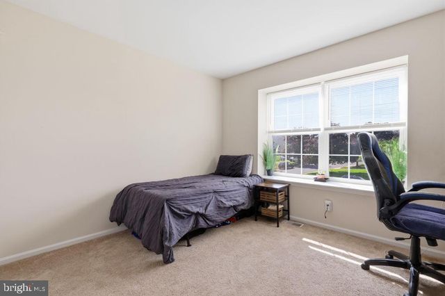 254 SEQUOIA DR, Newtown, PA 18940