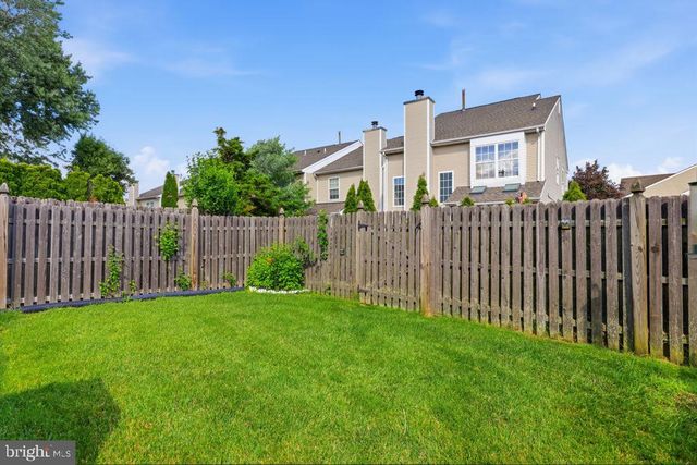 254 SEQUOIA DR, Newtown, PA 18940