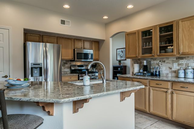 10348 Docena Place NW, Albuquerque, NM 87114