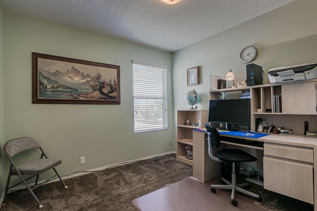 10348 Docena Place NW, Albuquerque, NM 87114