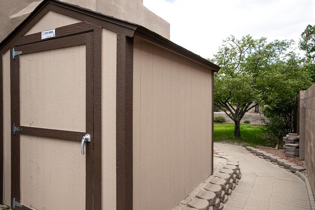 10348 Docena Place NW, Albuquerque, NM 87114