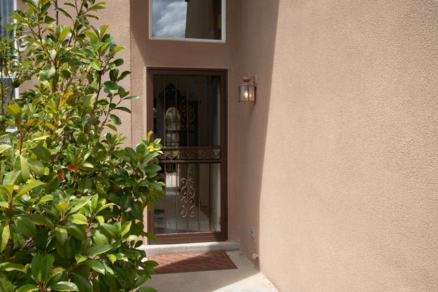 10348 Docena Place NW, Albuquerque, NM 87114