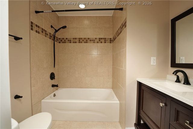 3300 State Route 34, Winfield, WV 25213