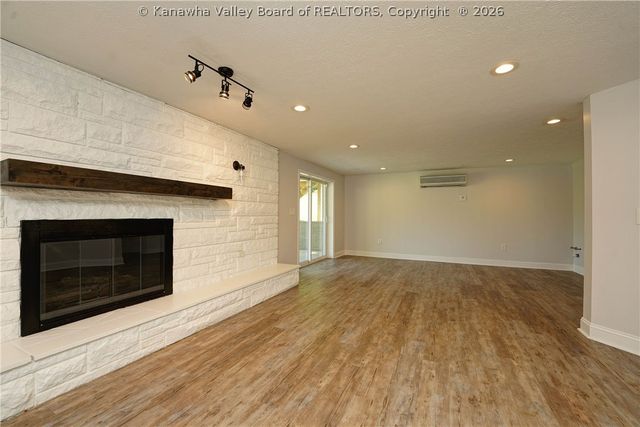 3300 State Route 34, Winfield, WV 25213