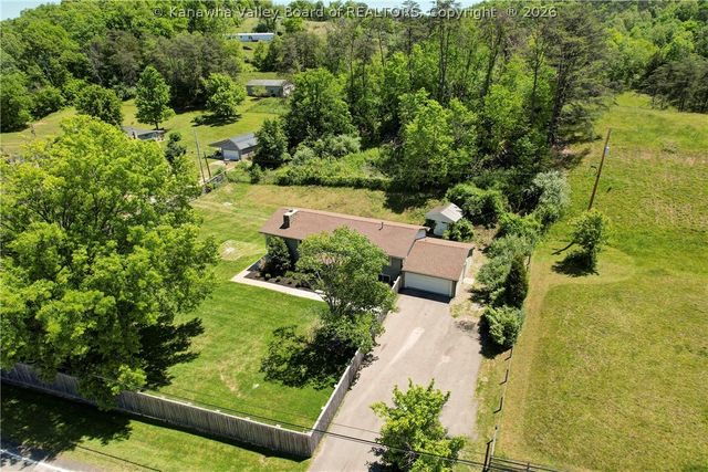 3300 State Route 34, Winfield, WV 25213