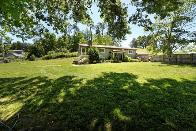 3300 State Route 34, Winfield, WV 25213